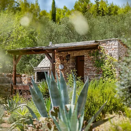 Holiday home Lovely In Stari Grad